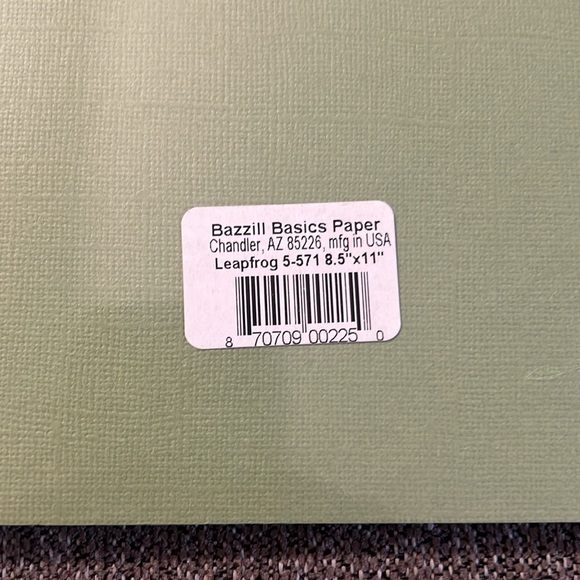 Bazzill Basics Paper Canvas Texture 8.5x11 Color Leapfrog 5-571 Cardstock NWT - Picture 2 of 3